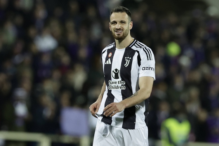 百家乐官网-虚惊！热身赛加蒂主动要求换人&amp;一瘸一拐离场，图多尔：只是抽筋