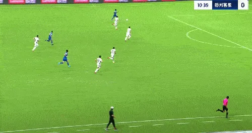 阿苏埃打门被挡，随后自己补射破门，申花1-0梅州